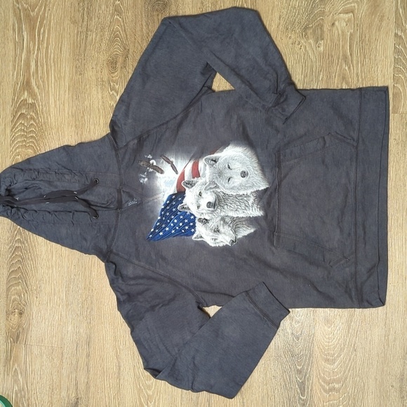 The Mountain Snow Wolf Hoodie Men's Size Medium - Picture 1 of 4